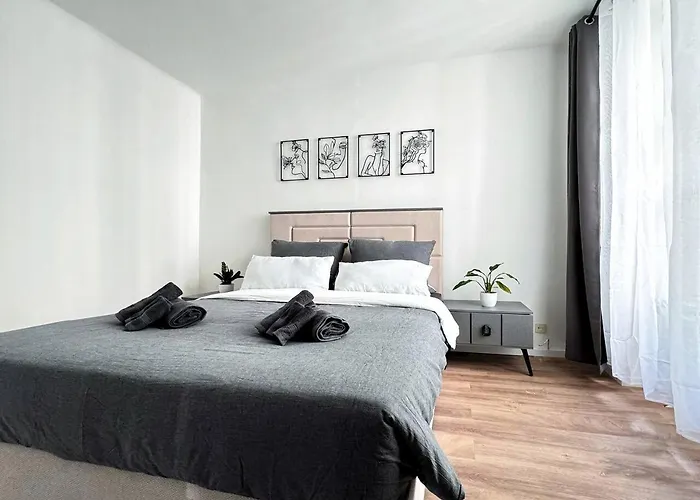 I Stylish Private In The Heart Of Berlin-kreuzberg! شقة